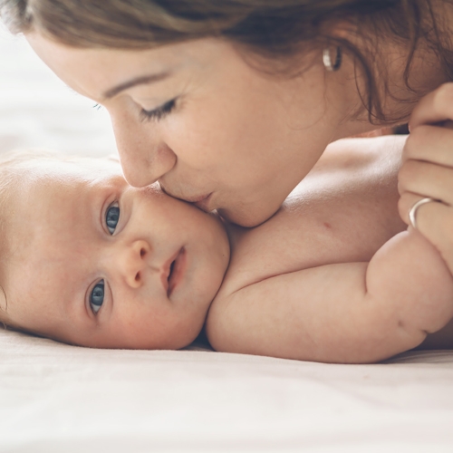 Le post-partum, une période de transition après l’accouchement